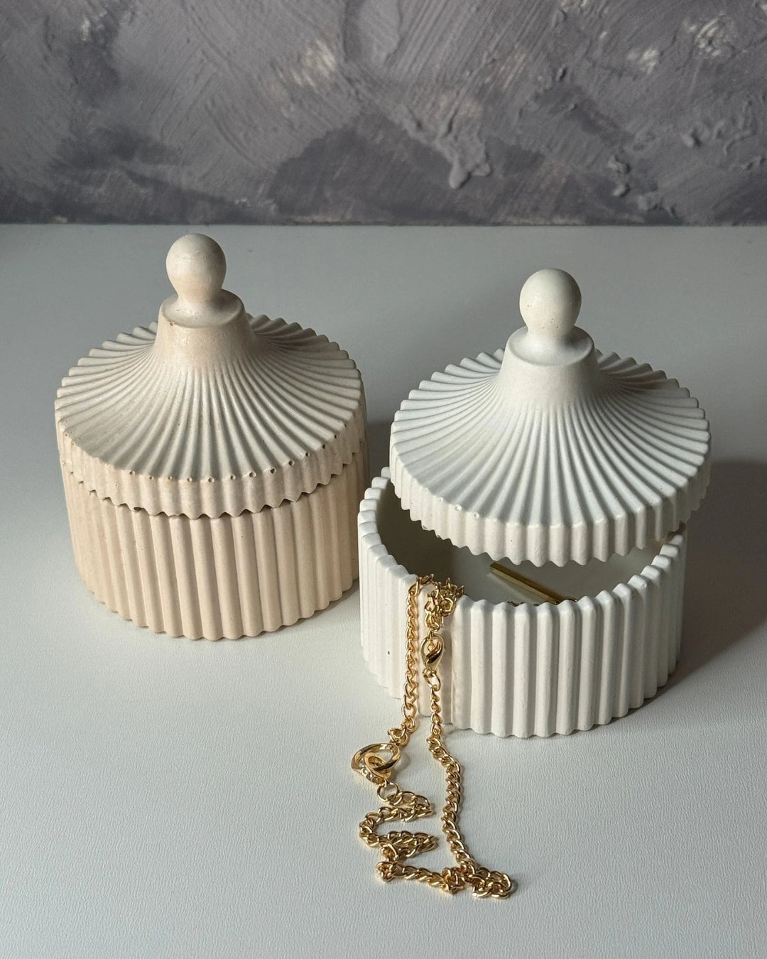 AuraNest Round Concrete Jar – Elegant Storage Container by Squircle Decor