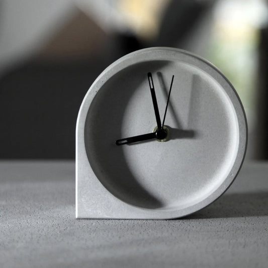 Modern Concrete Wall Clock – Minimalist Timepiece for Stylish Homes