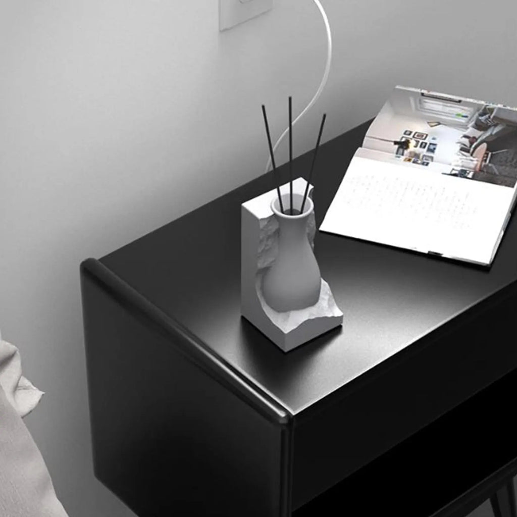 Concrete Aroma Diffuser Jar – Elegant Scent Dispenser by Squircle Decor